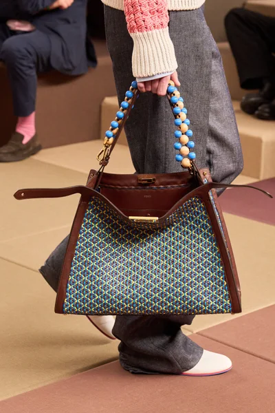 Look 143
